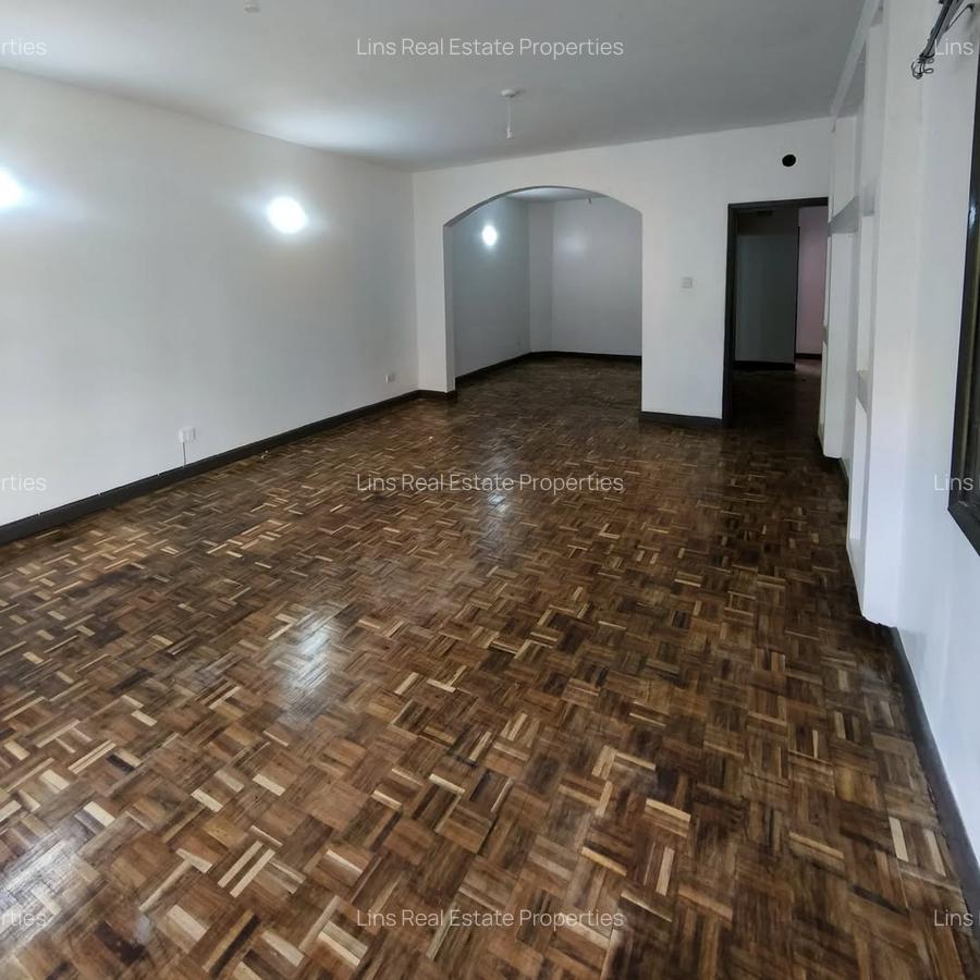 4 Bed Townhouse with En Suite in Lavington - 17