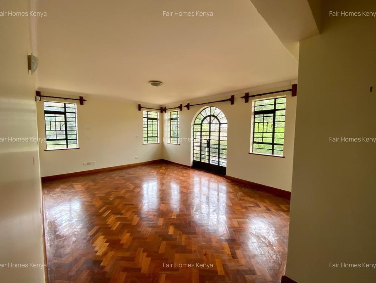 5 Bed Townhouse with En Suite at Kitisuru - 4