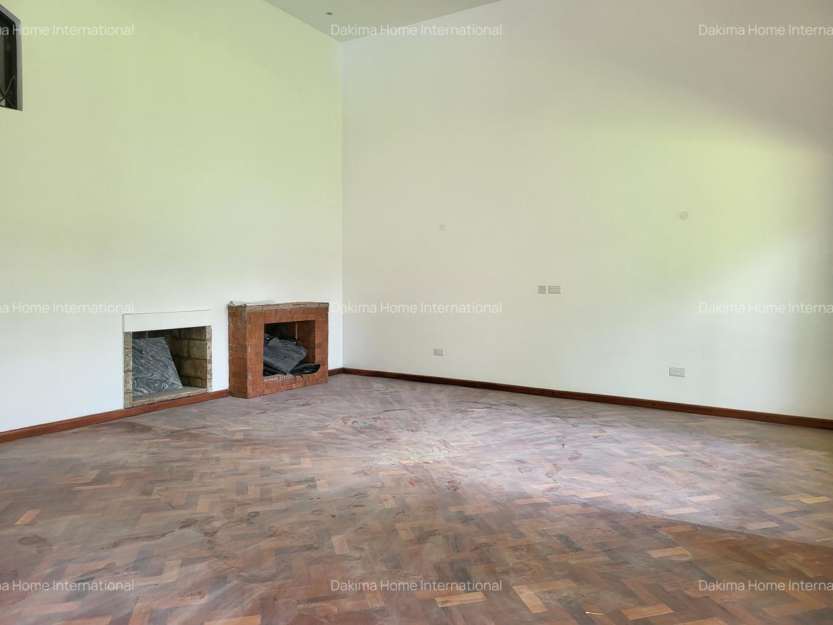 5 Bed House with En Suite in Loresho - 2