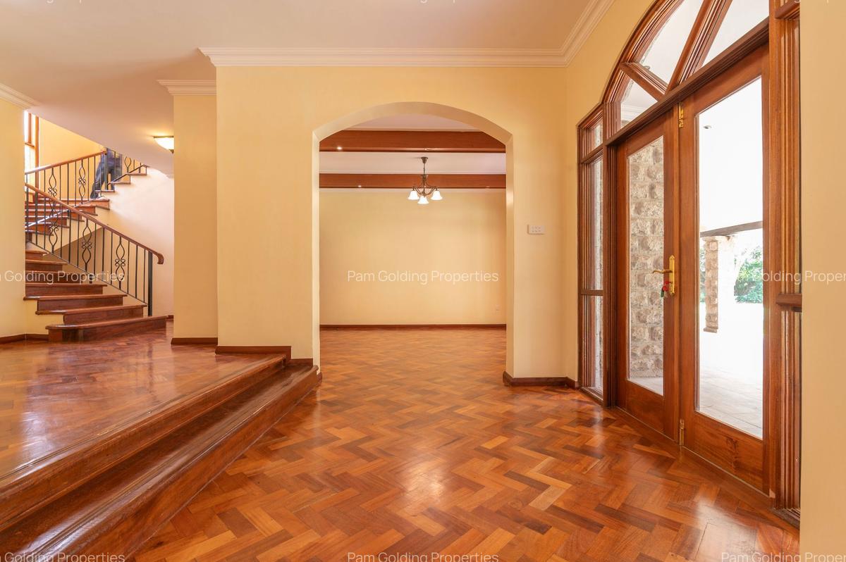 5 Bed House with En Suite in Karen - 4