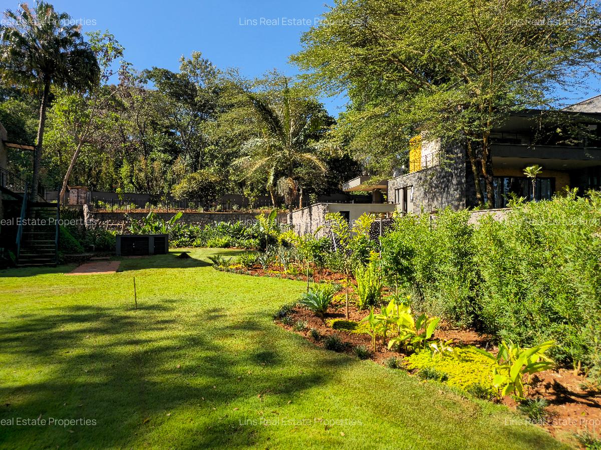 4 Bed Townhouse with En Suite in Loresho - 2