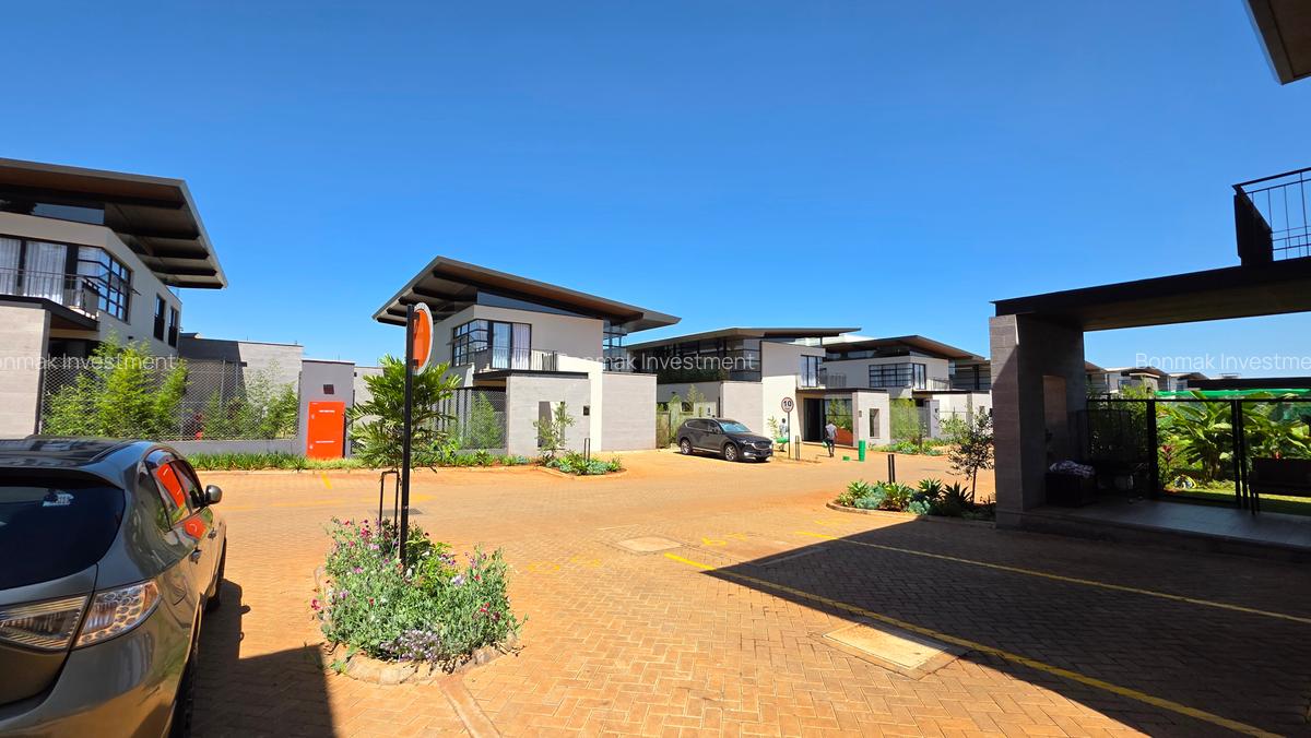 4 Bed Townhouse with En Suite at Near Sabis International School - 3