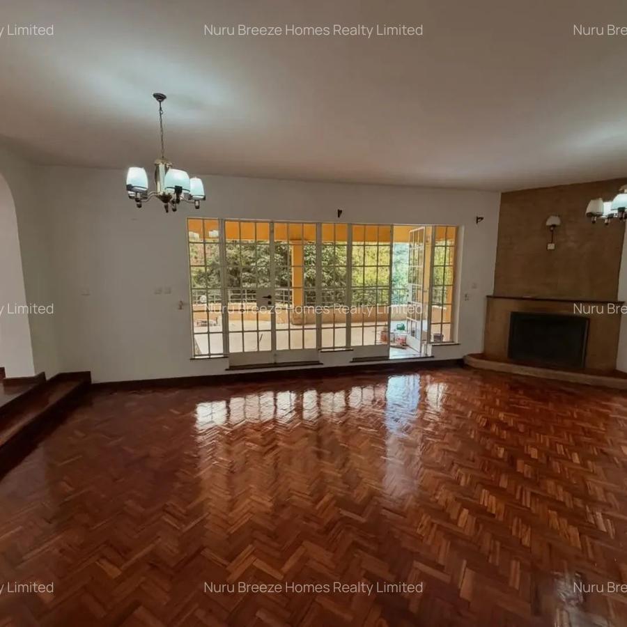 5 Bed Townhouse with En Suite in Karen - 17