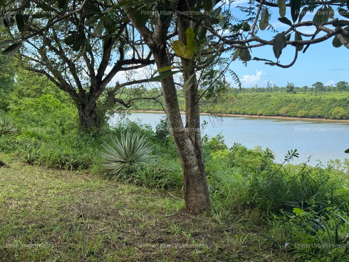 8,093.72 m² Land in Mtwapa - 7