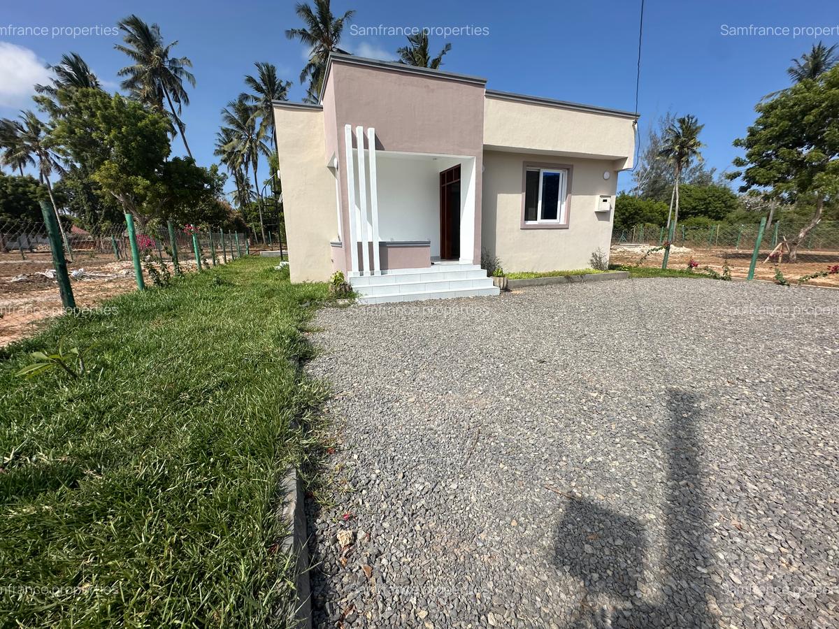 3 Bed Townhouse with Swimming Pool at Kilifi - 13