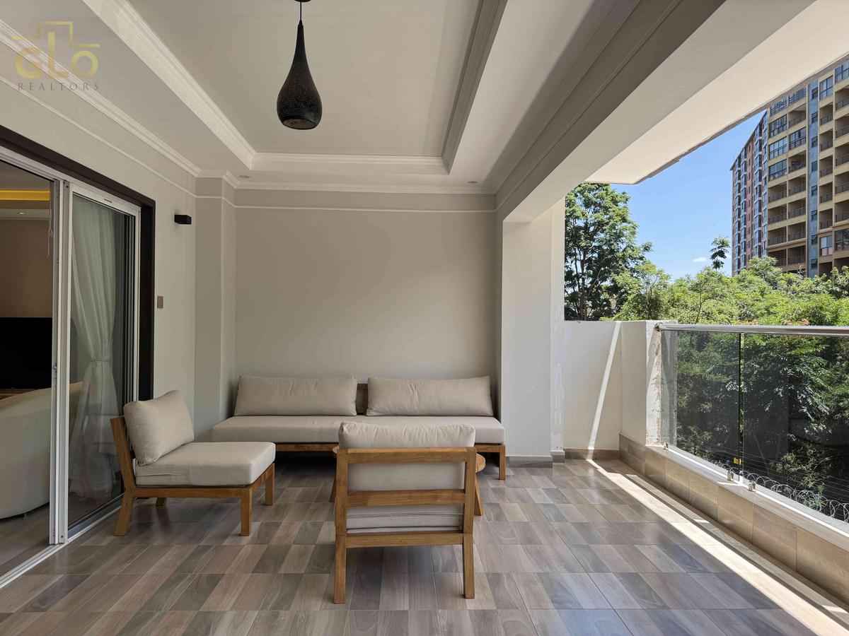 3 Bed Apartment with En Suite in Riverside - 1