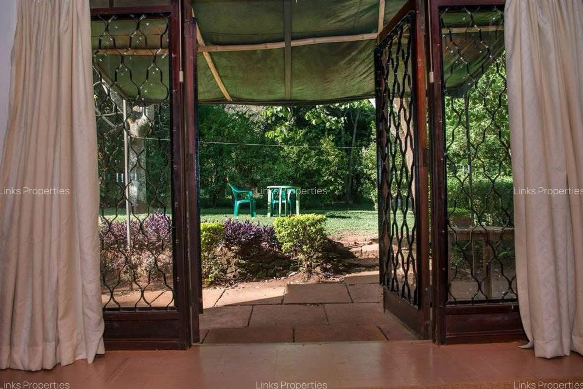 1 Bed House with En Suite at Hardy Area - 9