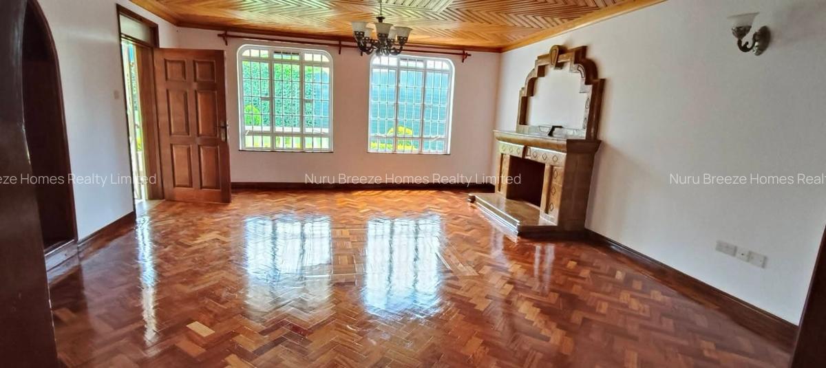 5 Bed House with En Suite in Nyari - 12