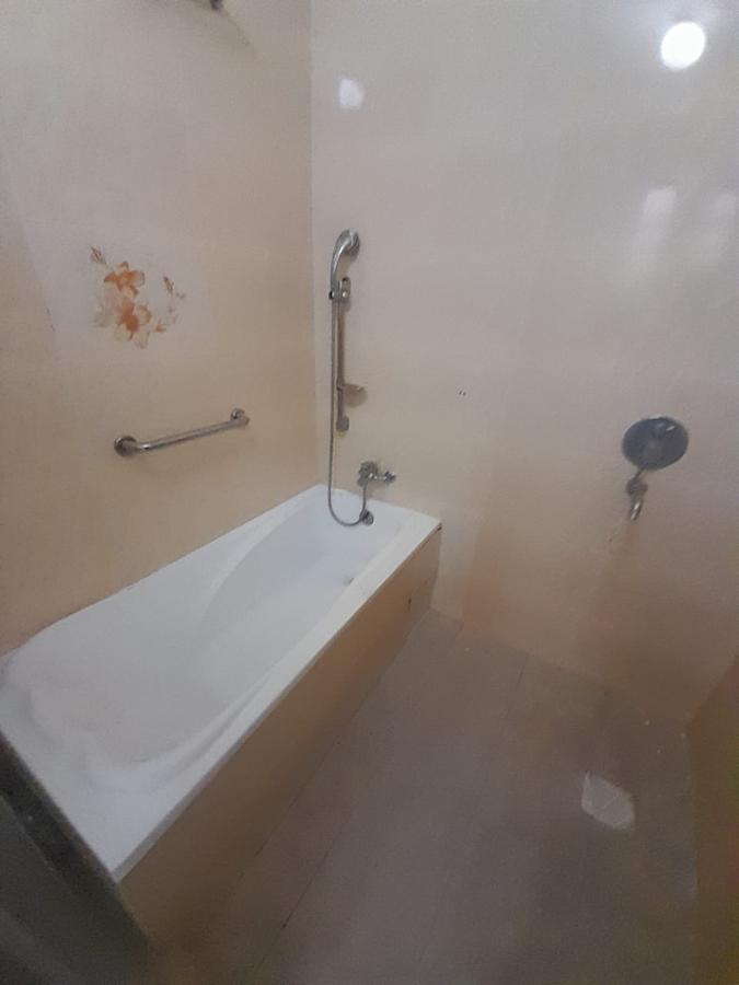 3 Bed Apartment with Staff Quarters at Lenana Road - 12