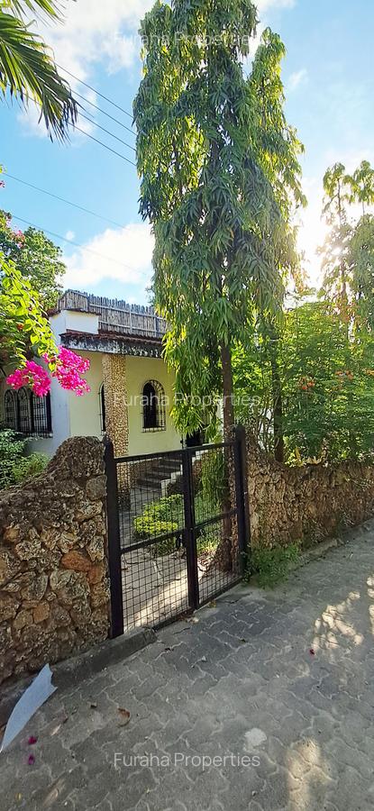 2 Bed Townhouse with En Suite at Nyali - 16