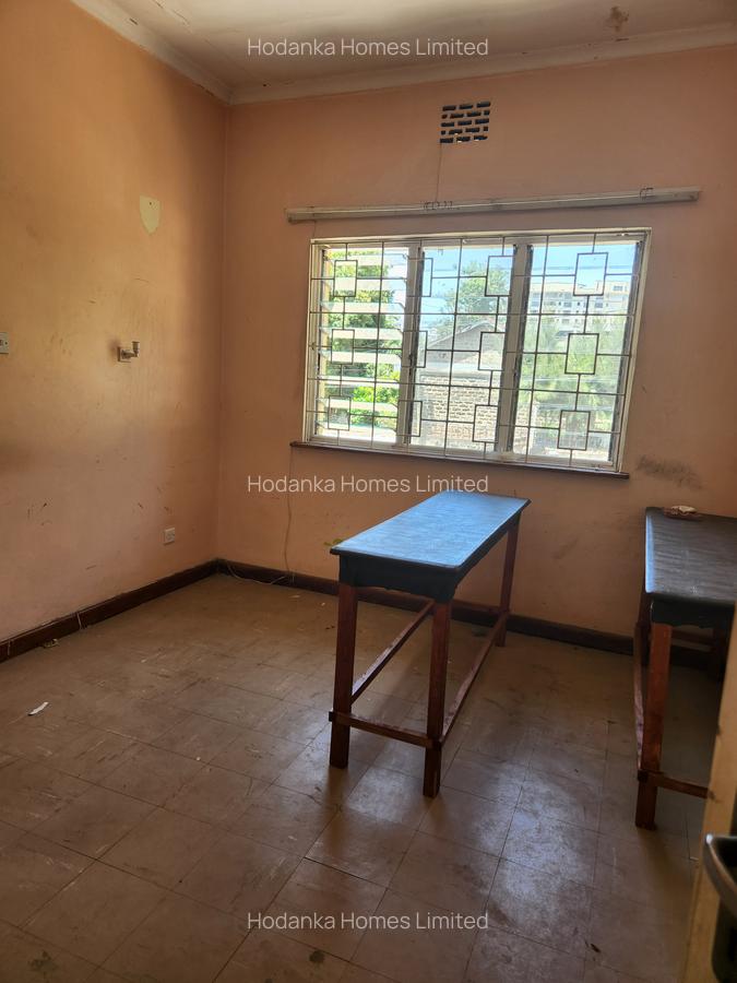 Commercial Property with Service Charge Included at Kilimani - 1