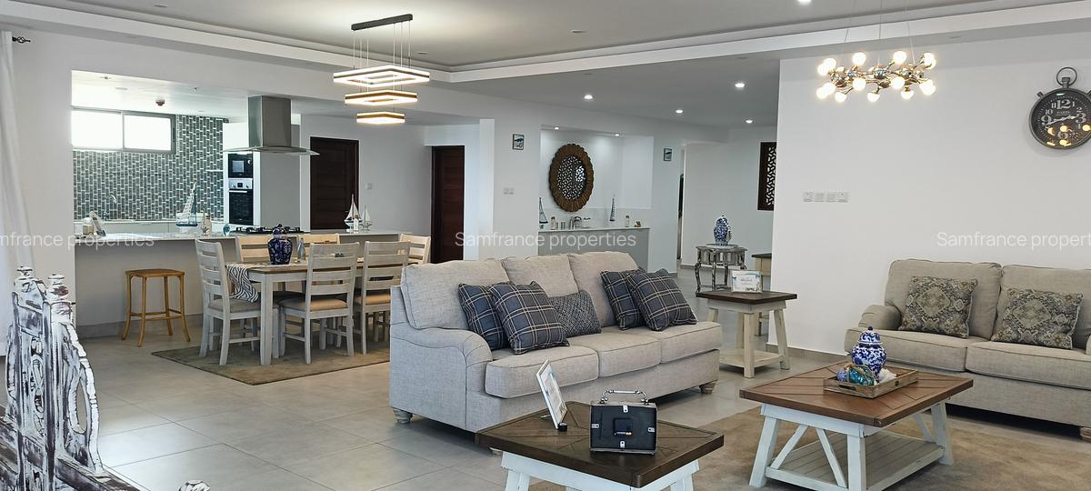 Serviced 4 Bed Apartment with En Suite at Go Khart - 1