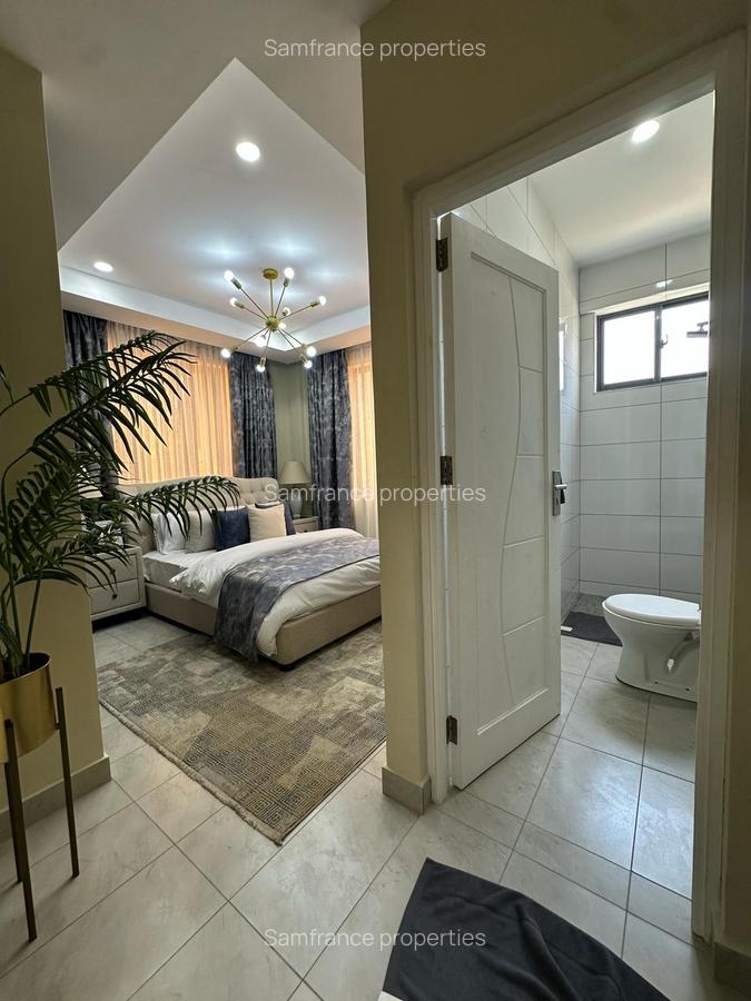 2 Bed Apartment with En Suite at 1 St Avanue - 3