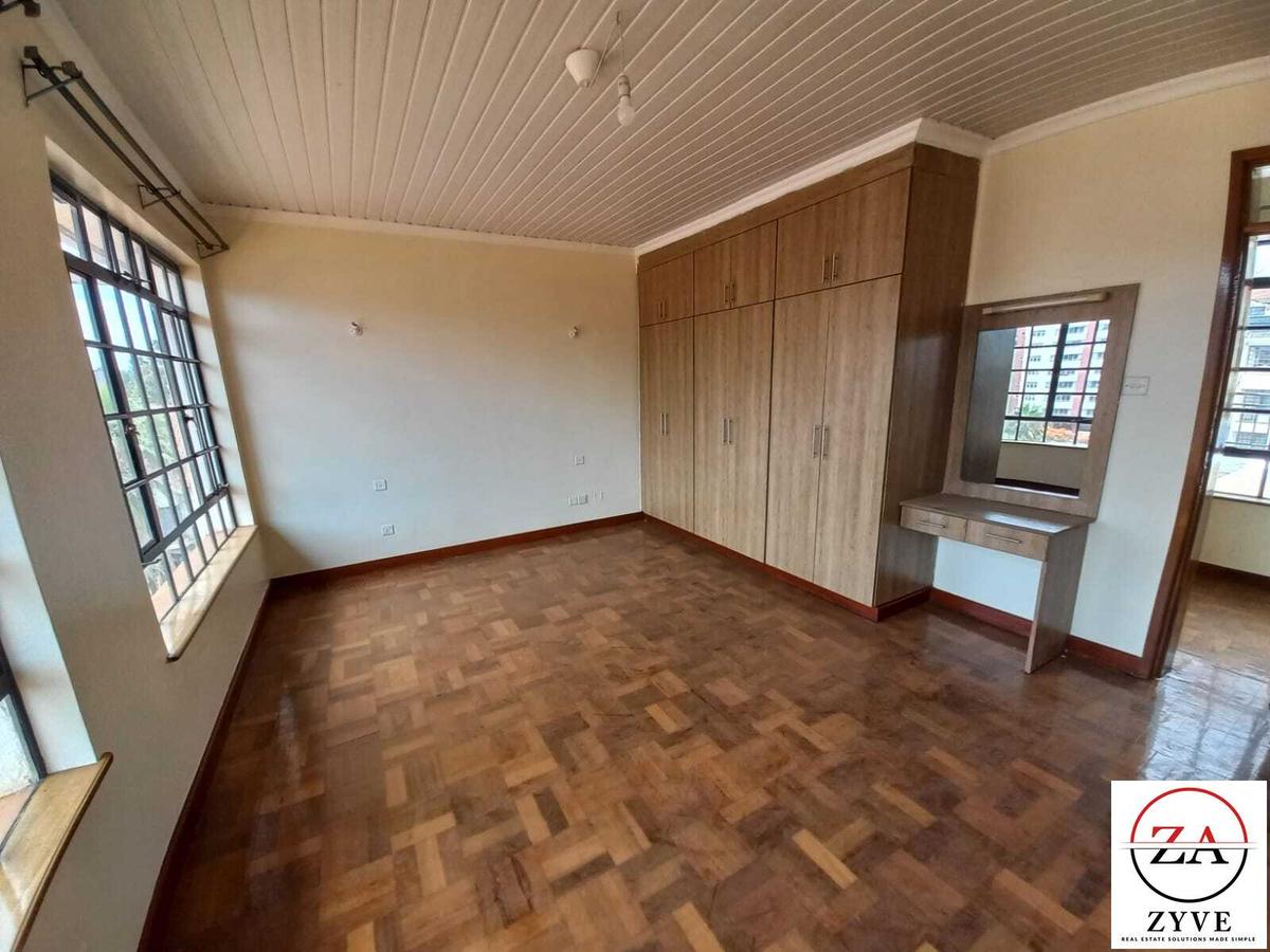 Serviced 3 Bed Apartment with En Suite at Riverside Drive - 10