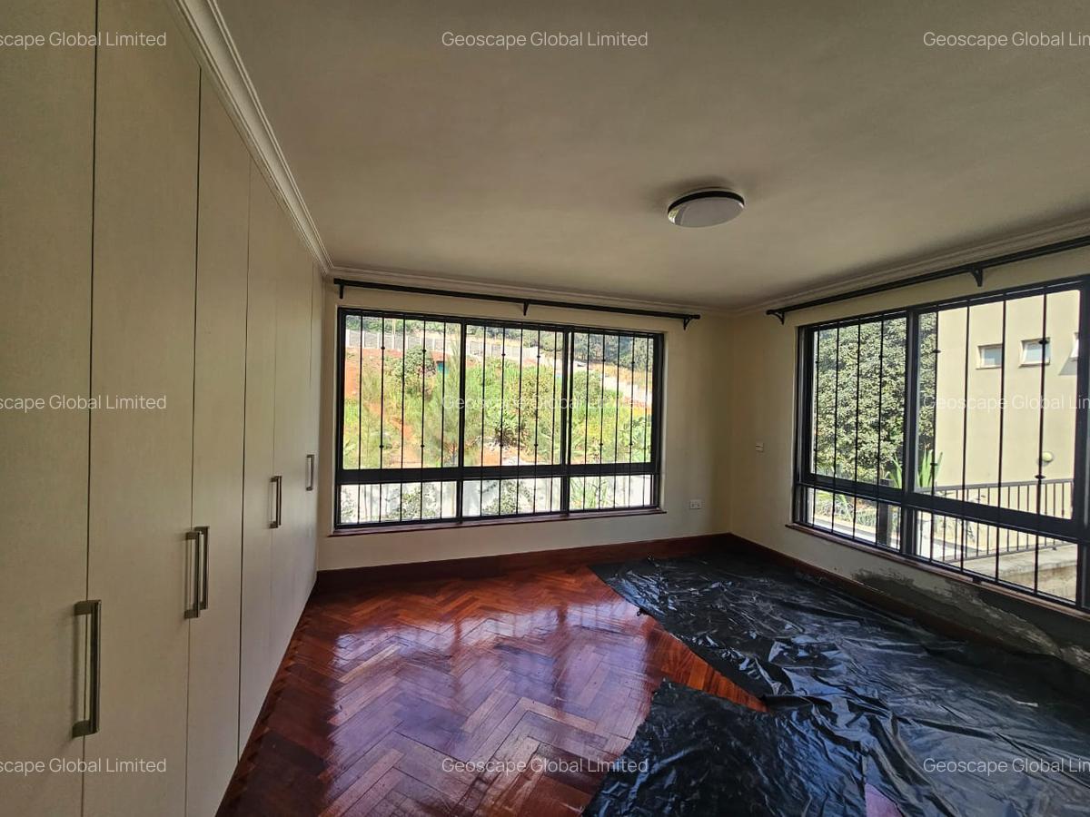 5 Bed House with En Suite in Loresho - 6