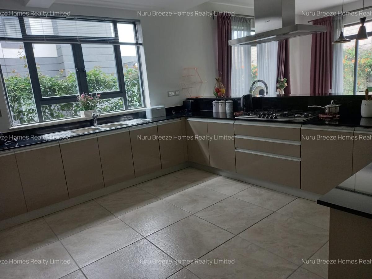 4 Bed Townhouse with En Suite in Kiambu Road - 3