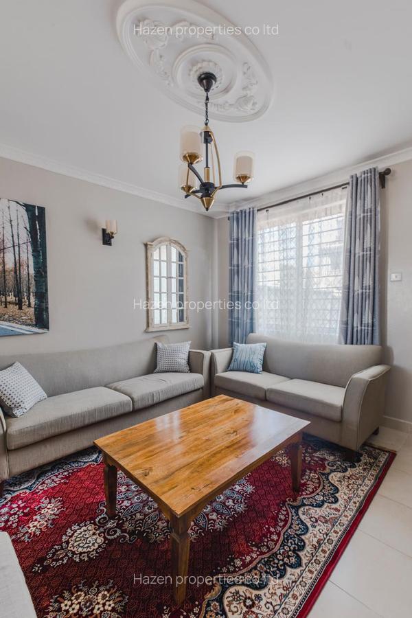 5 Bed Townhouse with En Suite at - 15