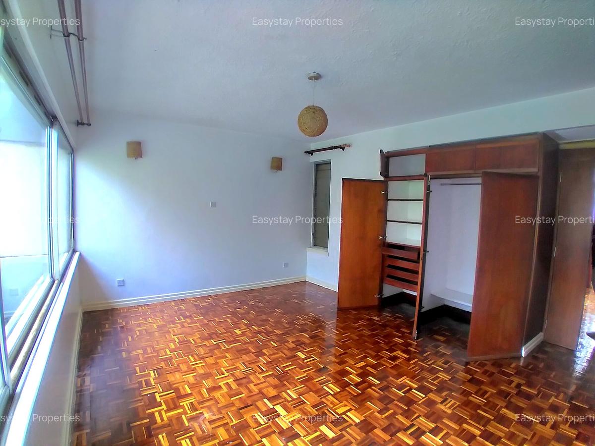 3 Bed Townhouse with En Suite in Lavington - 7