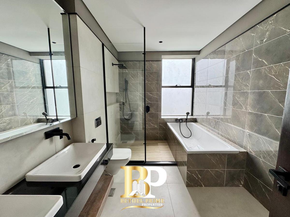Serviced 5 Bed Apartment with En Suite in General Mathenge - 16