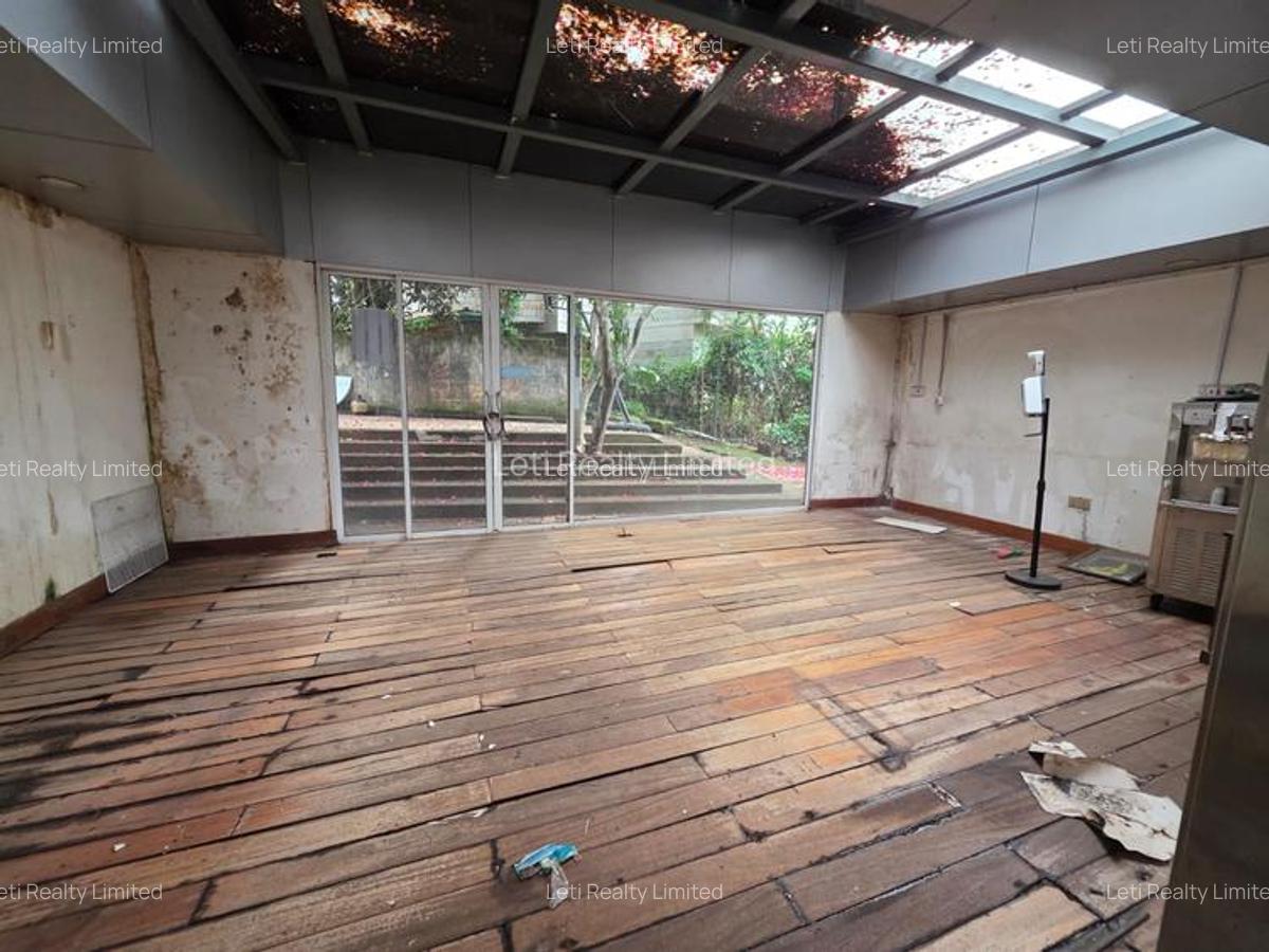 Commercial Property with Fibre Internet in Lavington - 4