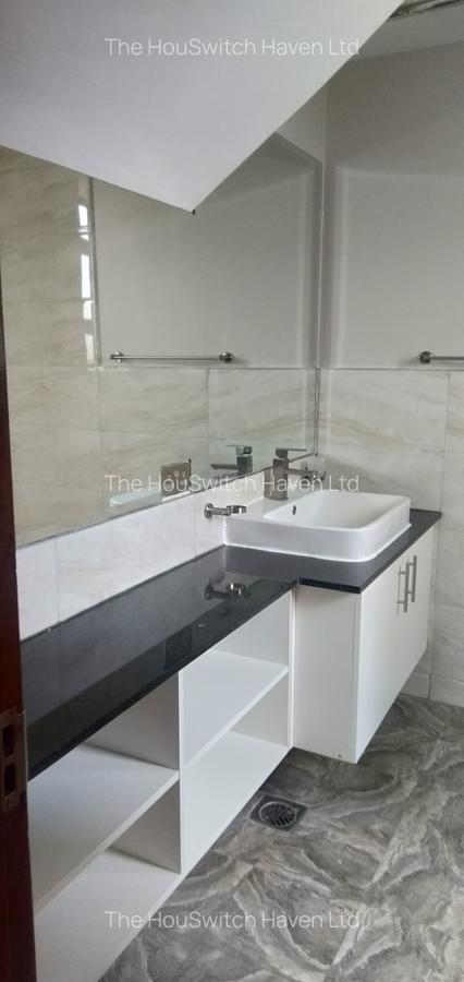 4 Bed Apartment with En Suite at Off Riverside Drive - 14