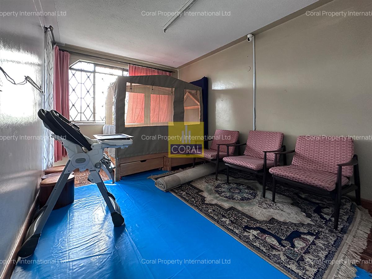 4 Bed Townhouse in Parklands - 8