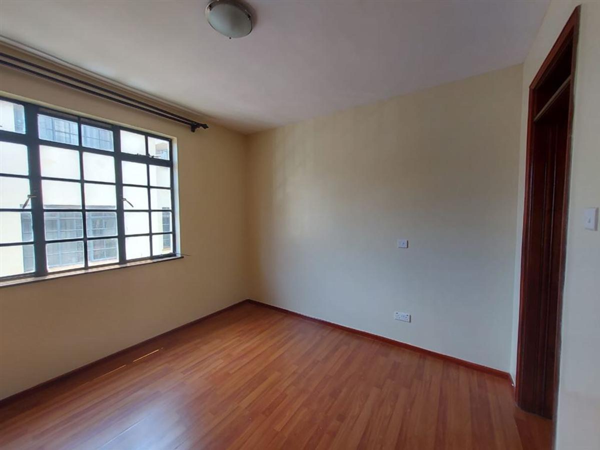 2 Bed Apartment with En Suite at Fourways Junction Estate - 10