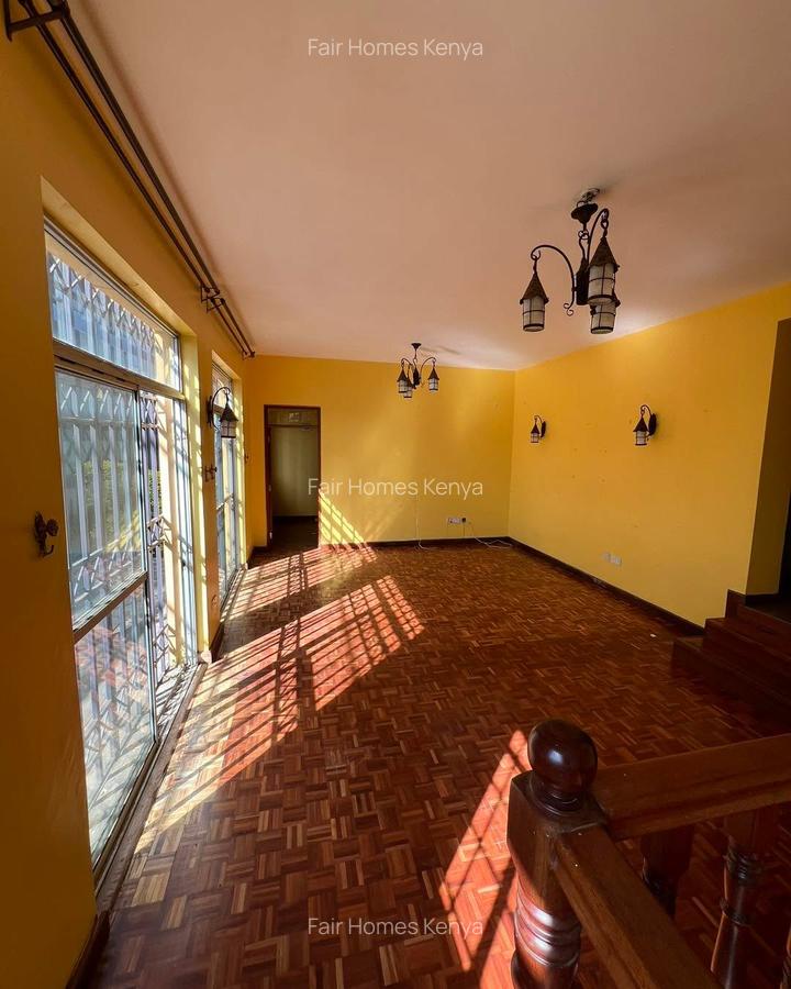 4 Bed Townhouse with En Suite at Lavington Green - 5
