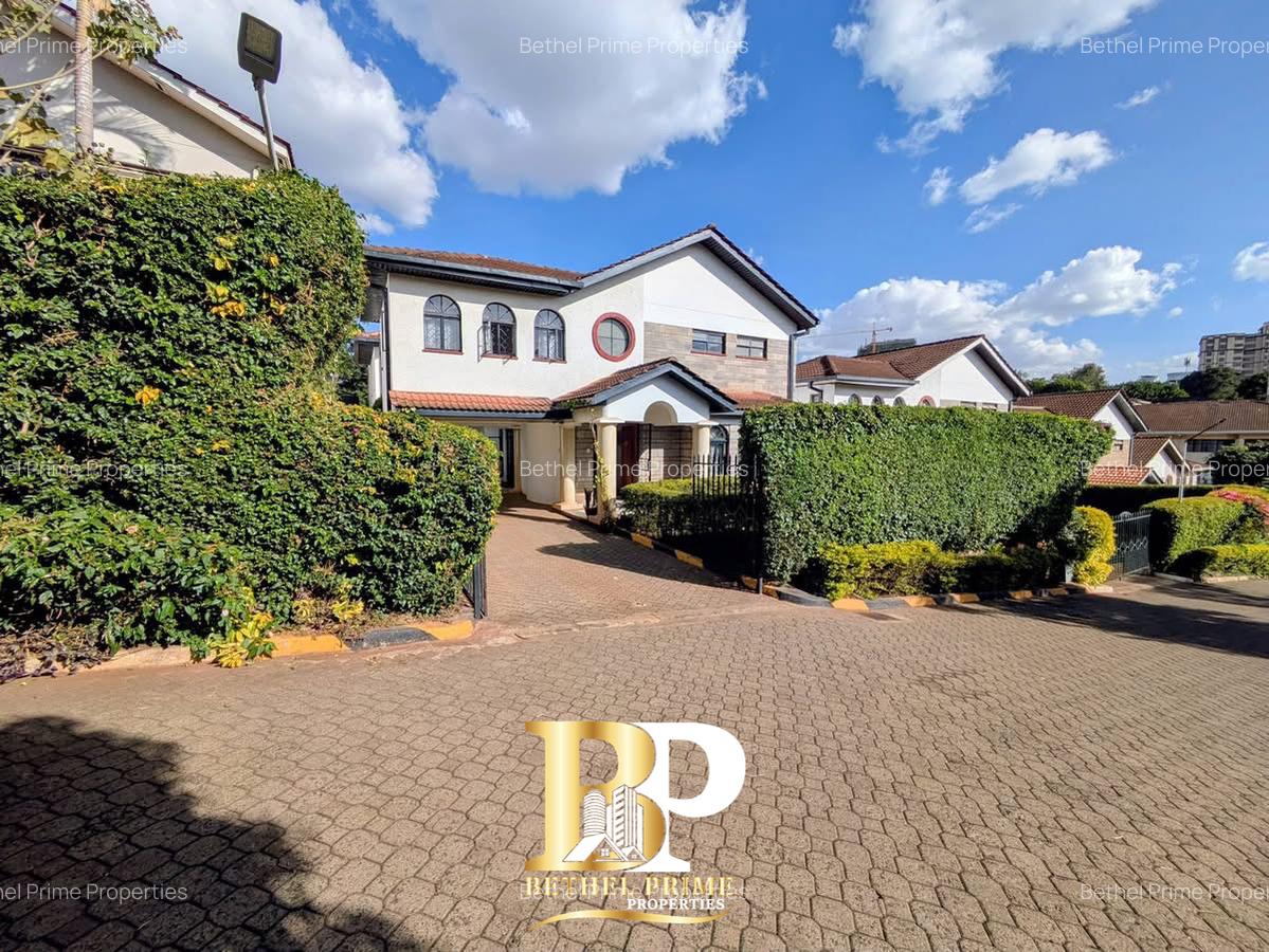 5 Bed Townhouse with En Suite in Spring Valley - 4