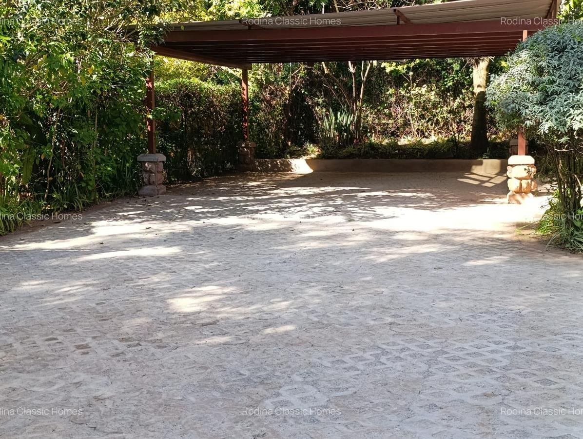 5 Bed Townhouse with En Suite in Karen - 11