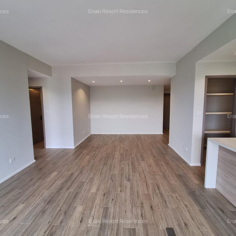 3 Bed Apartment with En Suite at Red Hill Road - 4