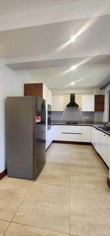 Serviced 2 Bed Apartment with En Suite in Westlands Area - 7