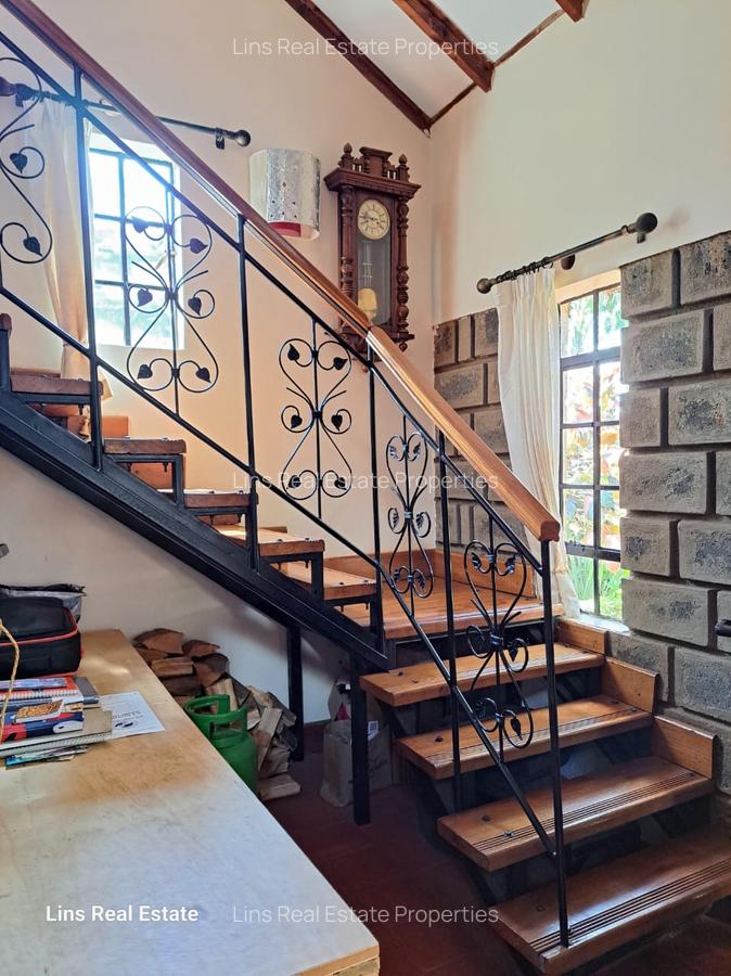 3 Bed House with En Suite in Ridgeways - 11