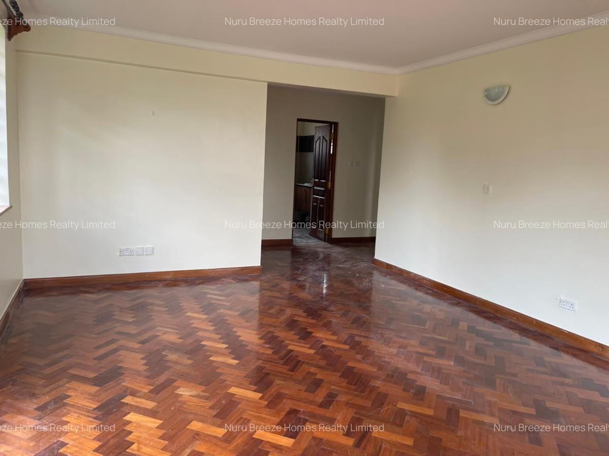 5 Bed Townhouse with En Suite in Kitisuru - 11