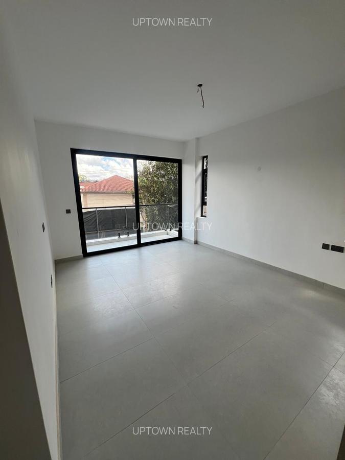 3 Bed Apartment with En Suite at Westlands - 5