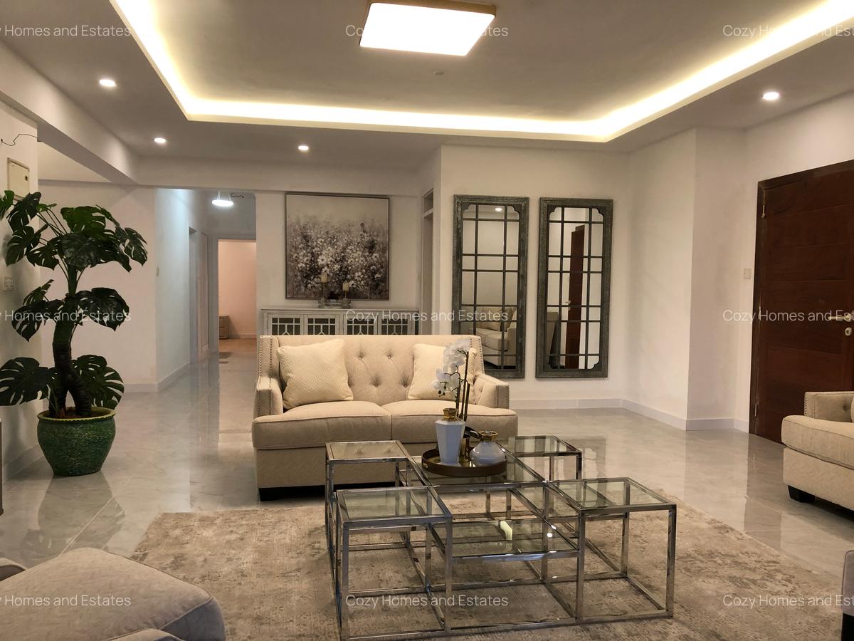 3 Bed Apartment with En Suite at Lavington - 1