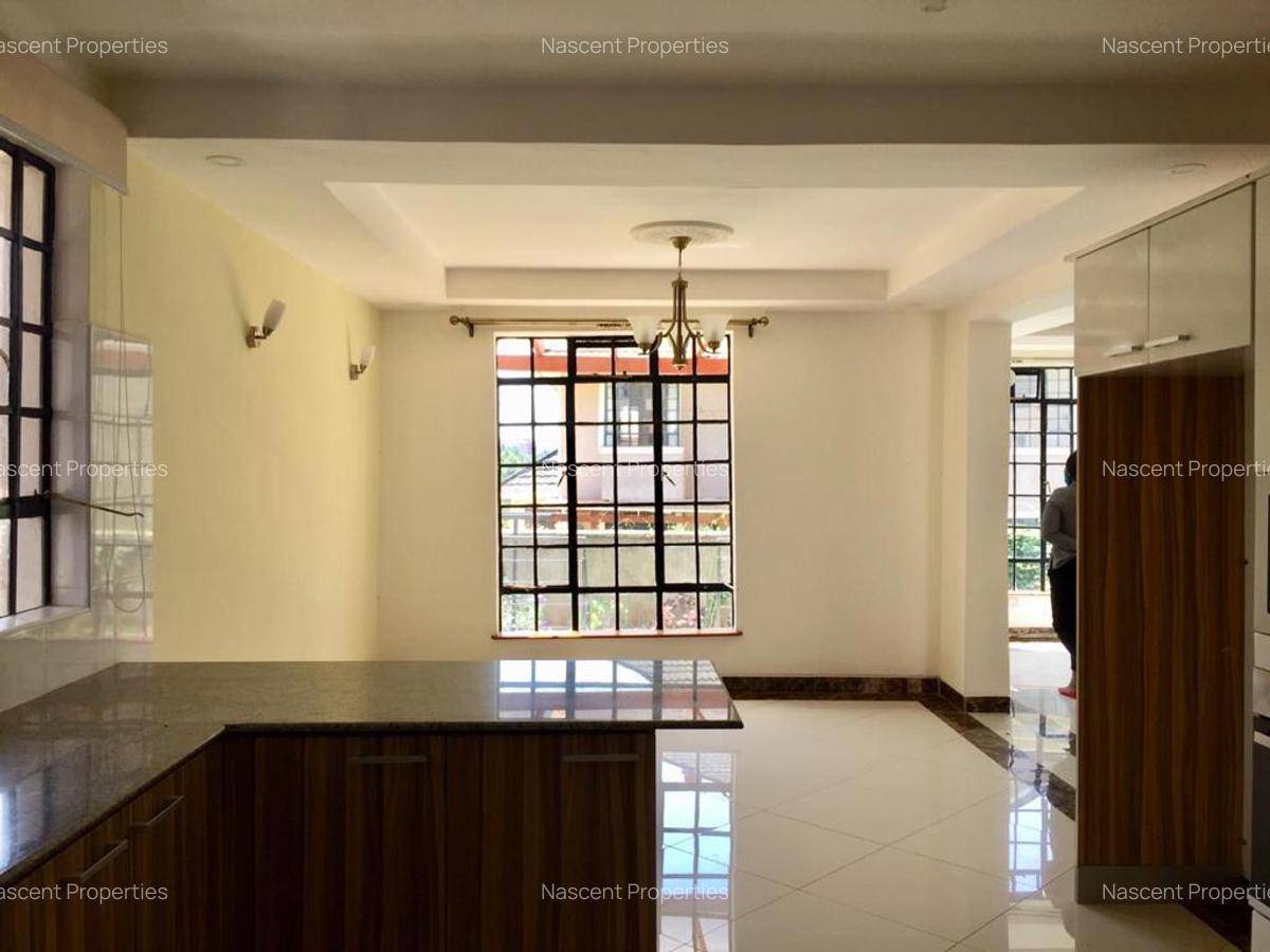 5 Bed Townhouse with En Suite in Kitisuru - 17