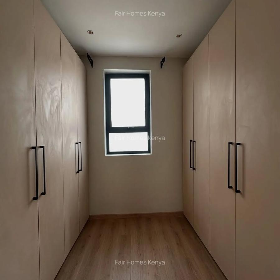 5 Bed Townhouse with En Suite at Manyani East - 12