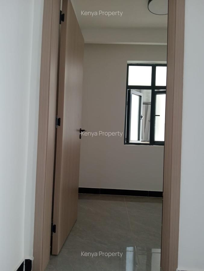 2 Bed Apartment with En Suite in Kilimani - 3