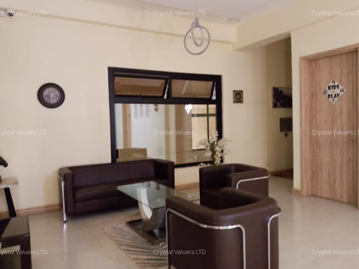 4 Bed Apartment with En Suite in Spring Valley - 12