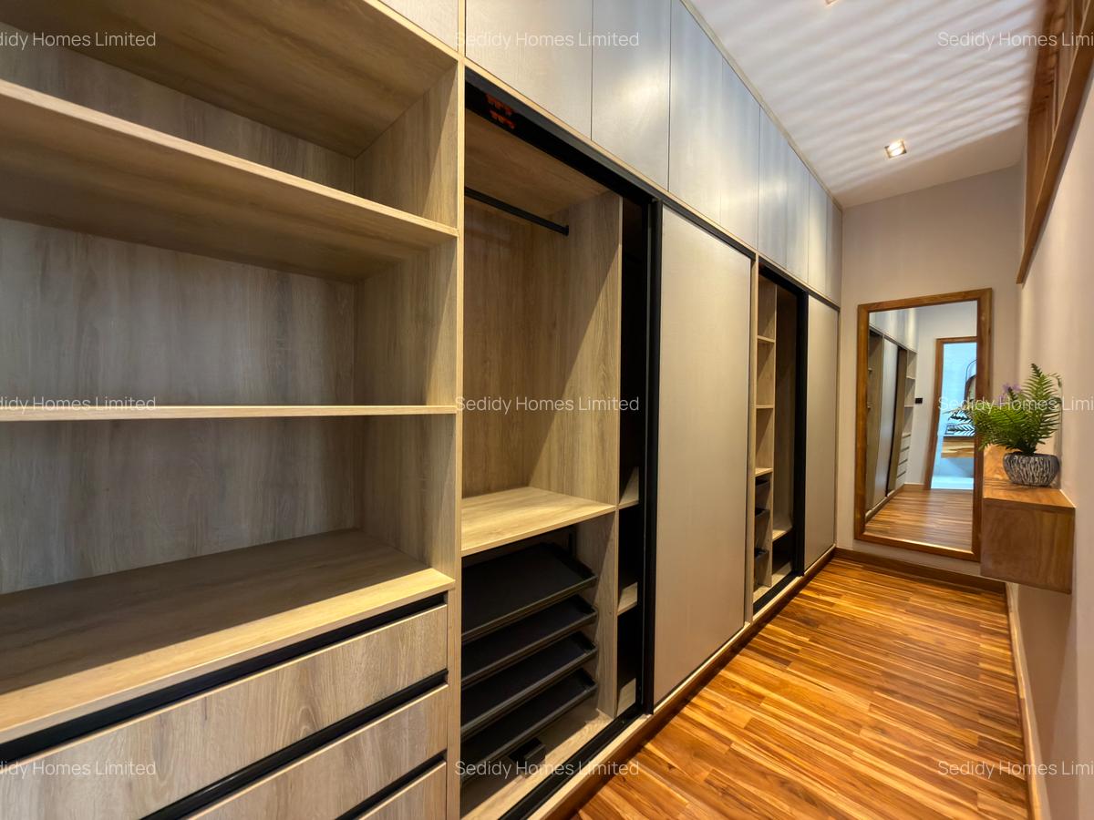 4 Bed Villa with En Suite in Loresho - 18