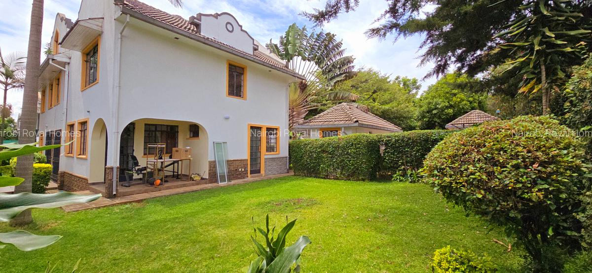 4 Bed Townhouse with En Suite at Mugumo Lavington - 8