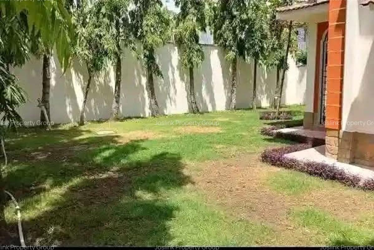 3 Bed Townhouse with En Suite at Greenwood Drive - 10