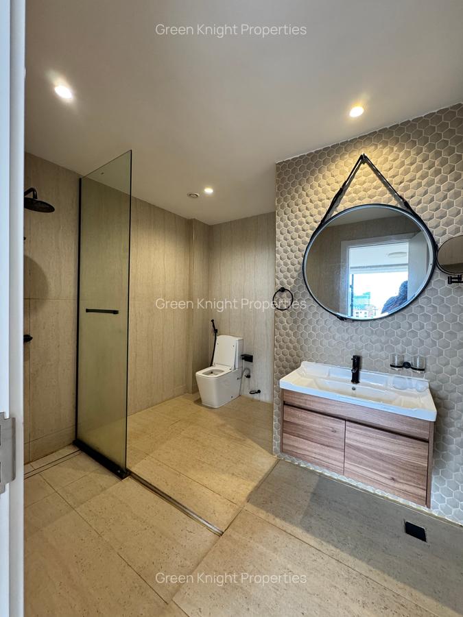 Serviced 2 Bed Apartment with En Suite in Westlands Area - 4