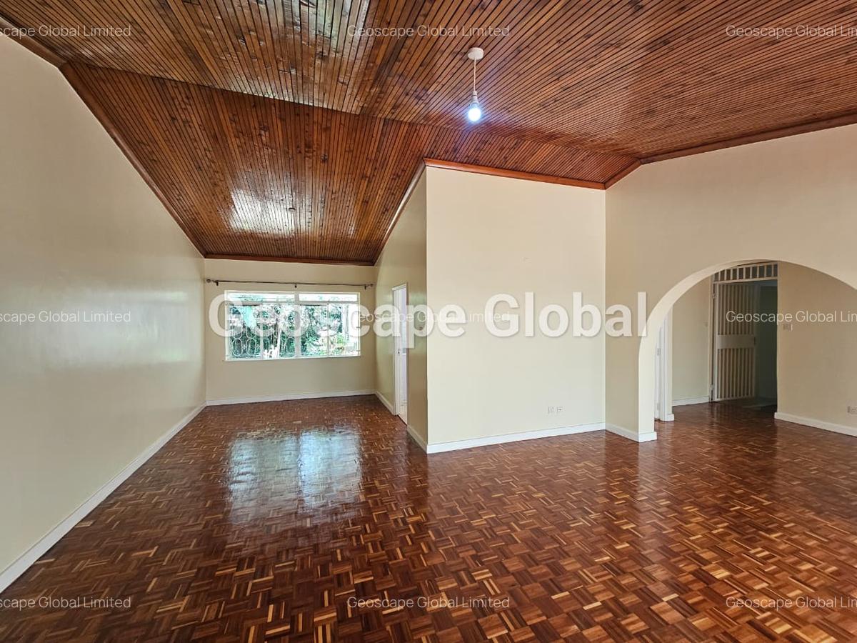 4 Bed House with En Suite in Gigiri - 10