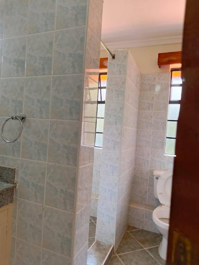 4 Bed House with En Suite in Runda - 6