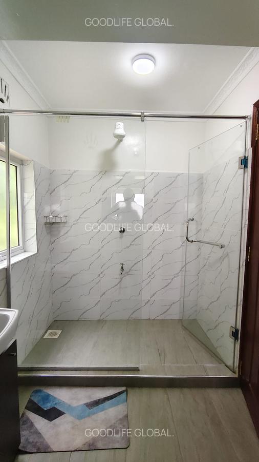 2 Bed House with En Suite at Nyari - 7