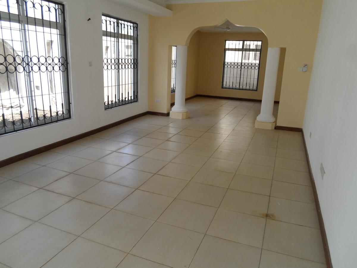 4 Bed Apartment with En Suite at Nyali - 3