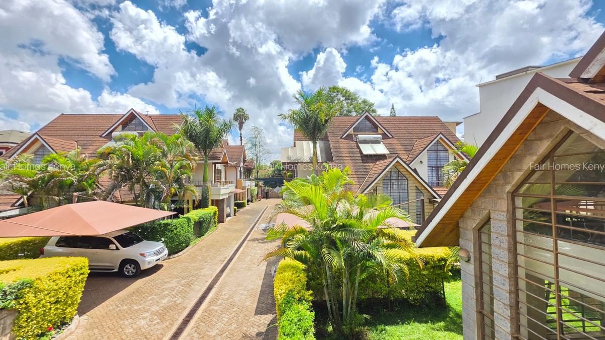 5 Bed Townhouse with En Suite at Manyani East - 3