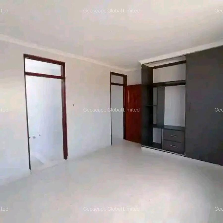 3 Bed House with En Suite in Kitengela - 5